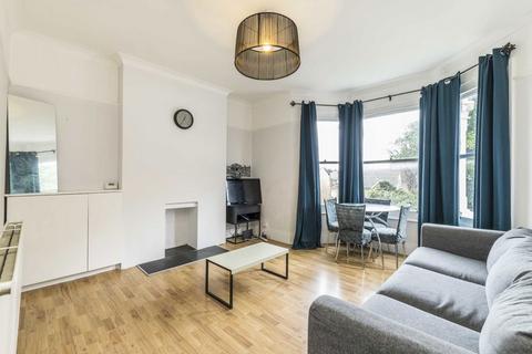2 bedroom flat to rent, Verdant Lane, London SE6