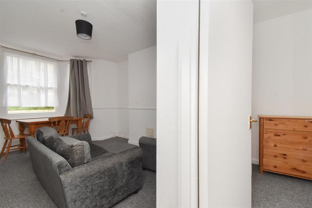 Living space/bedroom