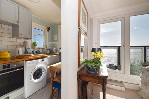 1 bedroom flat for sale, West Hill Road, St. Leonards-On-Sea