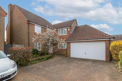 undefined, Bramley Close, Shefford, Beds SG17 5BZ
