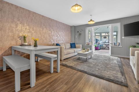 3 bedroom terraced house for sale, Moorland Close, Wixams