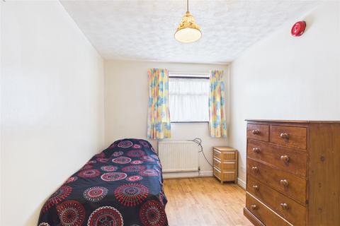 1 bedroom in a house share to rent, Albert Street, Slough, Berkshire, SL1