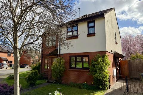 2 bedroom house to rent, Austin Edwards Drive, WARWICK