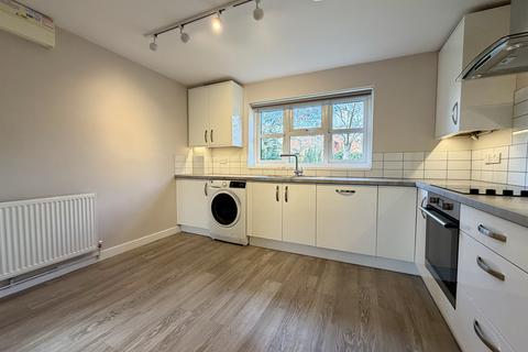 2 bedroom house to rent, Austin Edwards Drive, WARWICK