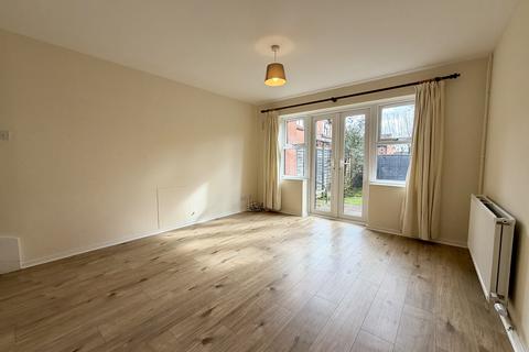 2 bedroom house to rent, Austin Edwards Drive, WARWICK