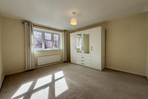 2 bedroom house to rent, Austin Edwards Drive, WARWICK