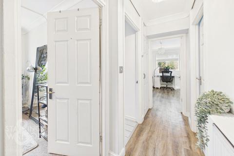 2 bedroom flat for sale, Paragon Place, Norwich