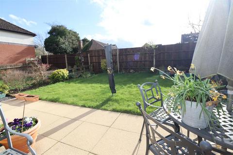 undefined, Wallmead Gardens, Loughton, Milton Keynes