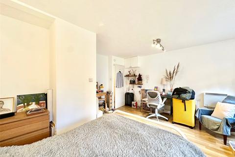 undefined, Gresham Way, London, SW19