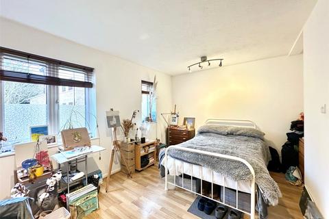 undefined, Gresham Way, London, SW19