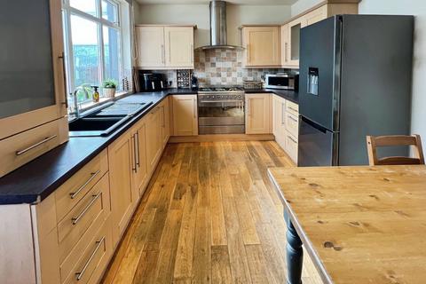 undefined, Trenton Road, West Yorkshire WF17