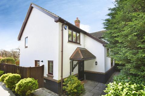 4 bedroom detached house for sale, The Pines, Laindon, Basildon, Essex, SS15