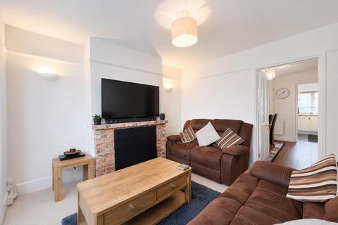 2 bedroom terraced house for sale, Wallis Road, Willesborough
