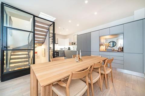 3 bedroom house for sale, Princes Mews, London W2