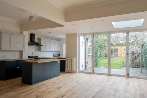 undefined, Dyne Road, London NW6