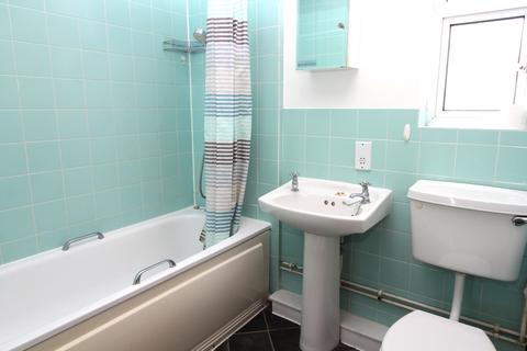 undefined, Alverstoke Road, RM3