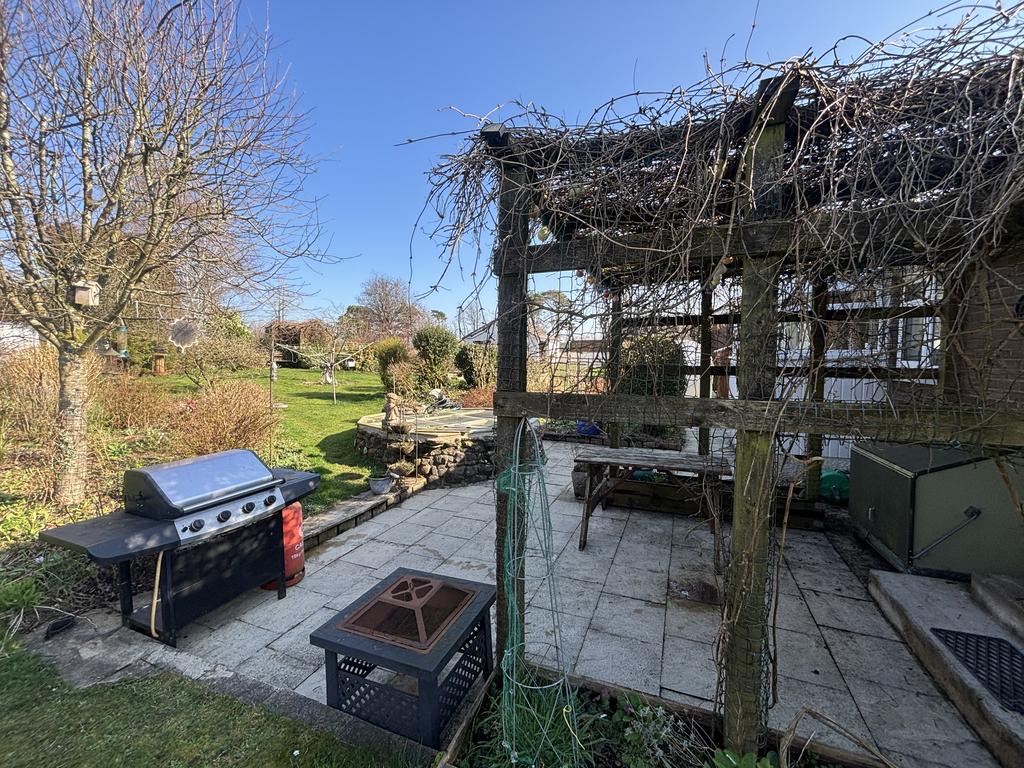 Garden (fifth image)