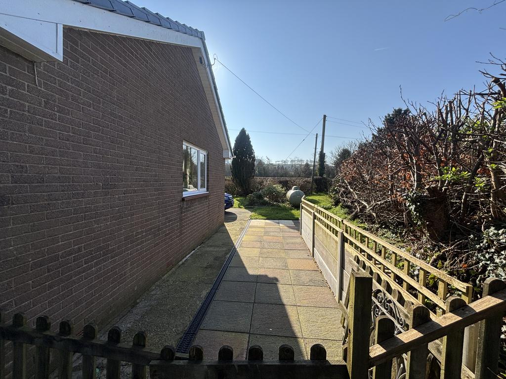 Parking and driveway 2