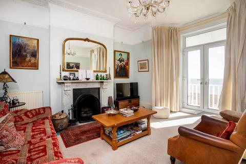 undefined, West Parade, Hythe, CT21