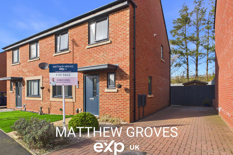 3 bedroom semi-detached house for sale, York Road, Telford TF2
