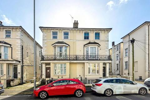 1 bedroom flat for sale, Pevensey Road, Eastbourne