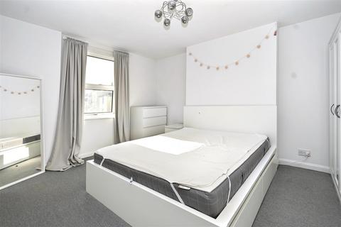 1 bedroom flat for sale, Pevensey Road, Eastbourne