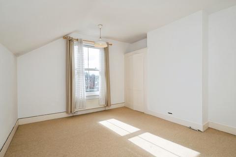 1 bedroom flat for sale, Mountfield Gardens, Tunbridge Wells, Kent, TN1