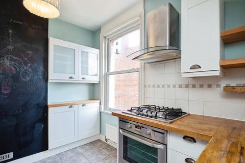 1 bedroom flat for sale, Mountfield Gardens, Tunbridge Wells, Kent, TN1