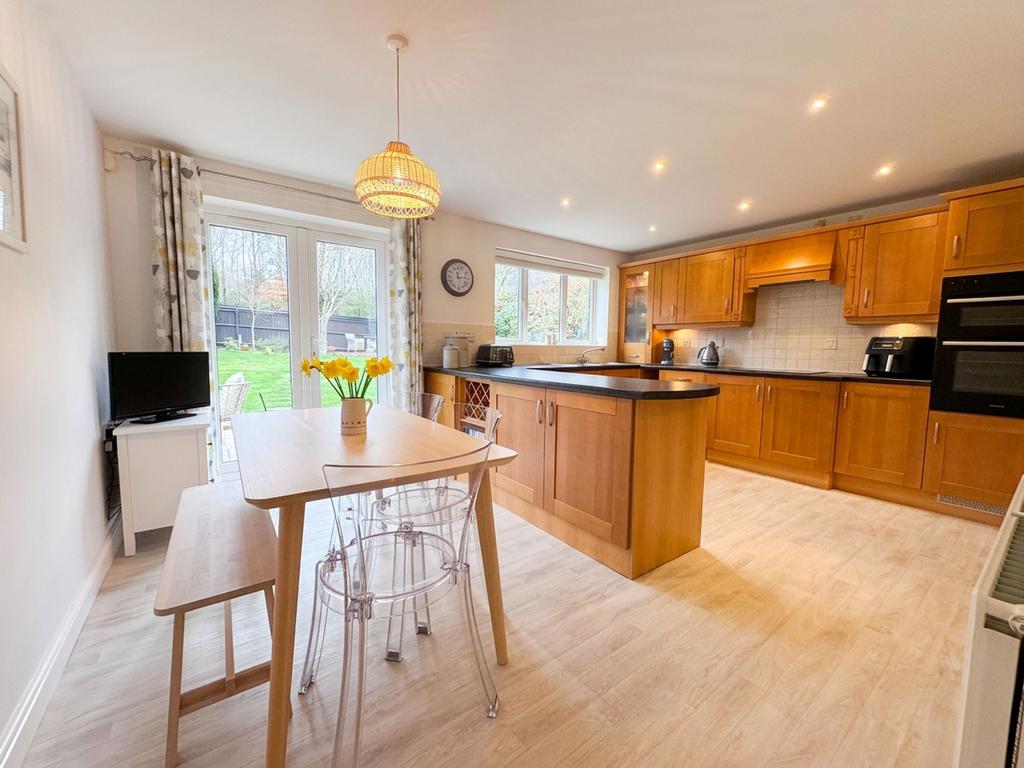 Kitchen / Diner