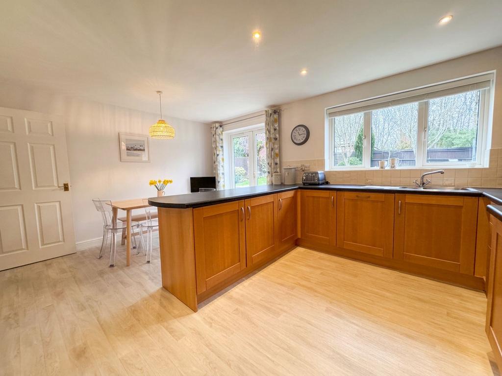 Kitchen / Diner