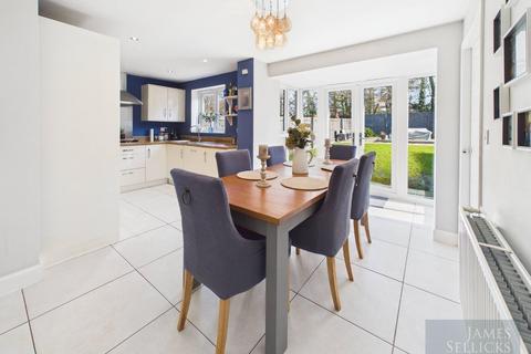 4 bedroom detached house for sale, Drovers Close, Glenfield, Leicester