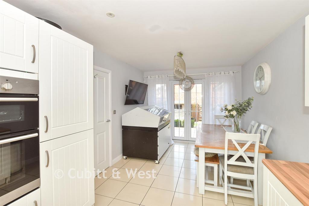 Kitchen/ Diner