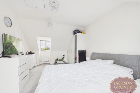 3 bedroom semi-detached house for sale, Cowpasture Court, Moulton, NN3 7DQ