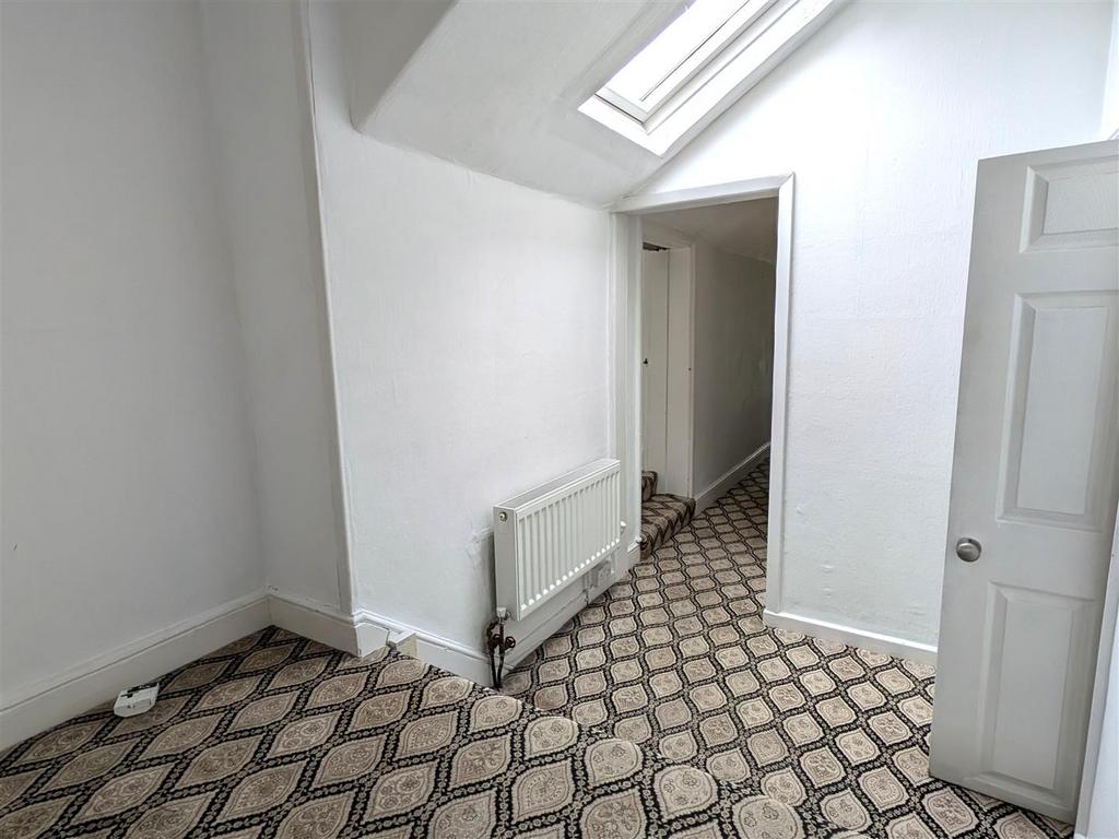 1 st floor landing