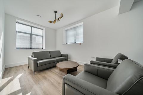 3 bedroom flat to rent, Gemini House, 136 Old Shoreham Road, HOVE, BN3