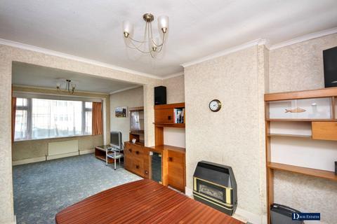 3 bedroom semi-detached house for sale, Birch Crescent, Ardleigh Green, Hornchurch, RM11