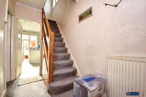 3 bedroom semi-detached house for sale, Birch Crescent, Ardleigh Green, Hornchurch, RM11