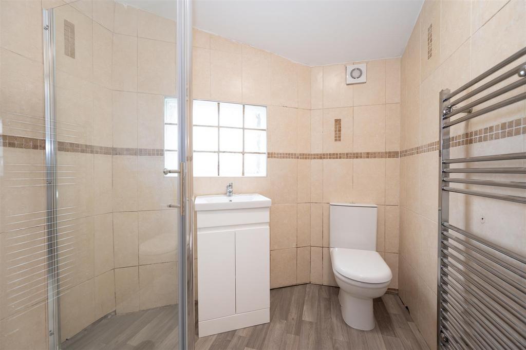 Flalt 3, 6 Clarendon Road 26 12.jpg