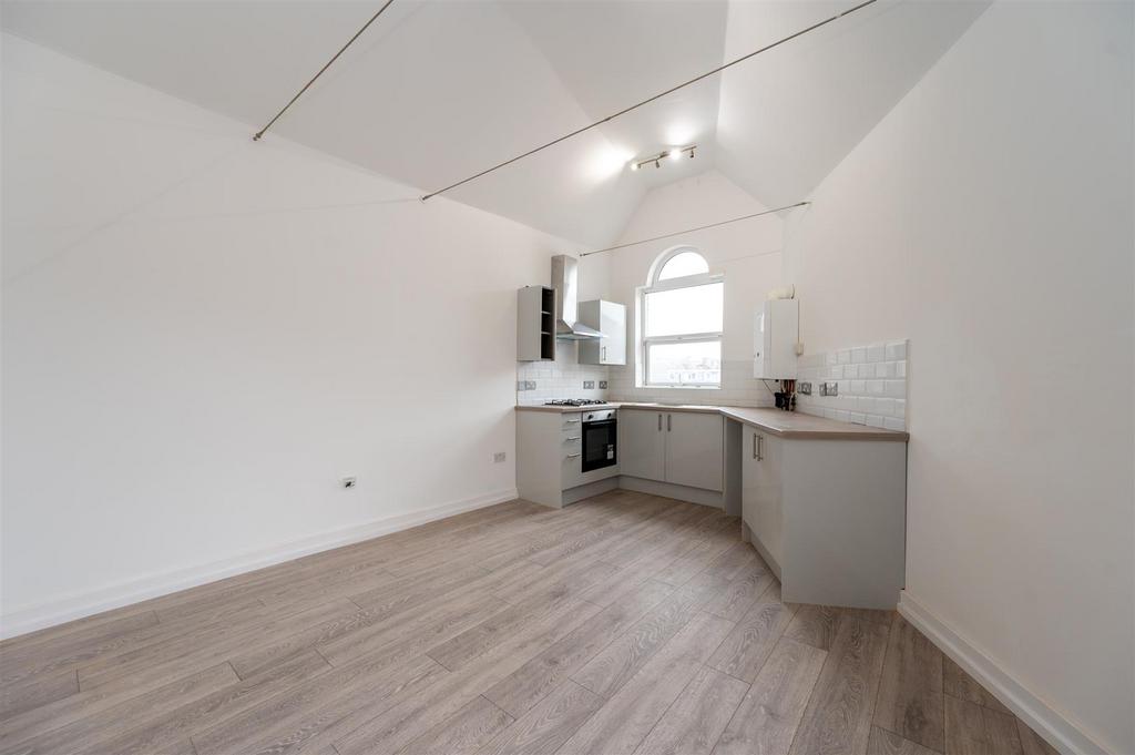 Flalt 3, 6 Clarendon Road 26 3.jpg