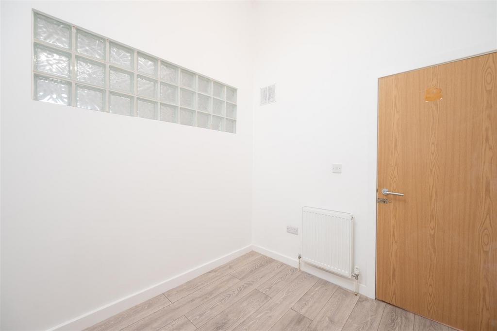 Flalt 3, 6 Clarendon Road 26 10.jpg