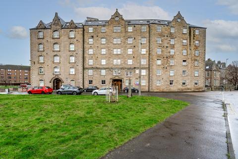 undefined, 17/40 Johns Place, Leith Links, Edinburgh, EH6 7EN