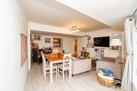 undefined, 17/40 Johns Place, Leith Links, Edinburgh, EH6 7EN