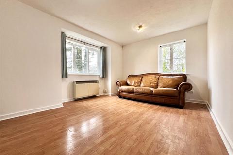 2 bedroom flat to rent, Gisburne Way, Hertfordshire WD24