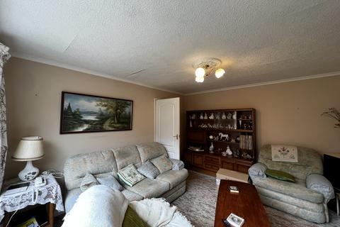 3 bedroom semi-detached house for sale, Hawthorn Drive, SK15 1UE, Stalybridge