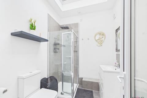 undefined, High Street, Cheltenham GL50