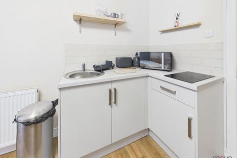 undefined, High Street, Cheltenham GL50