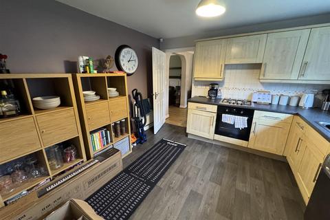 undefined, 5 Manhattan Gardens, Great Sankey, Warrington