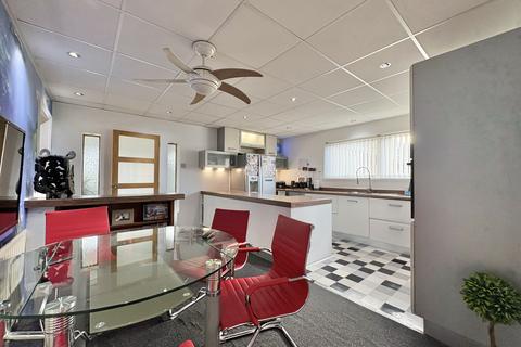 undefined, West Drive, Cleveleys FY5