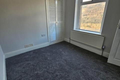 undefined, The Avenue, Pontycymer