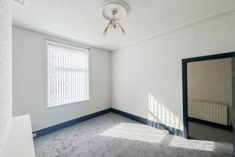 3 bedroom end of terrace house for sale, Merton Street, Bury BL8
